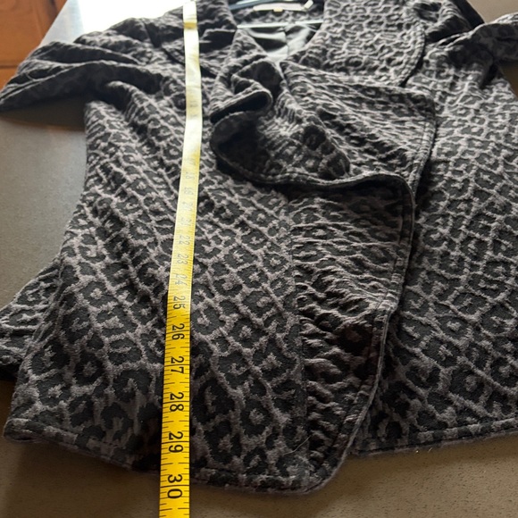 Leopard Pattern Blazer - Picture 6 of 6
